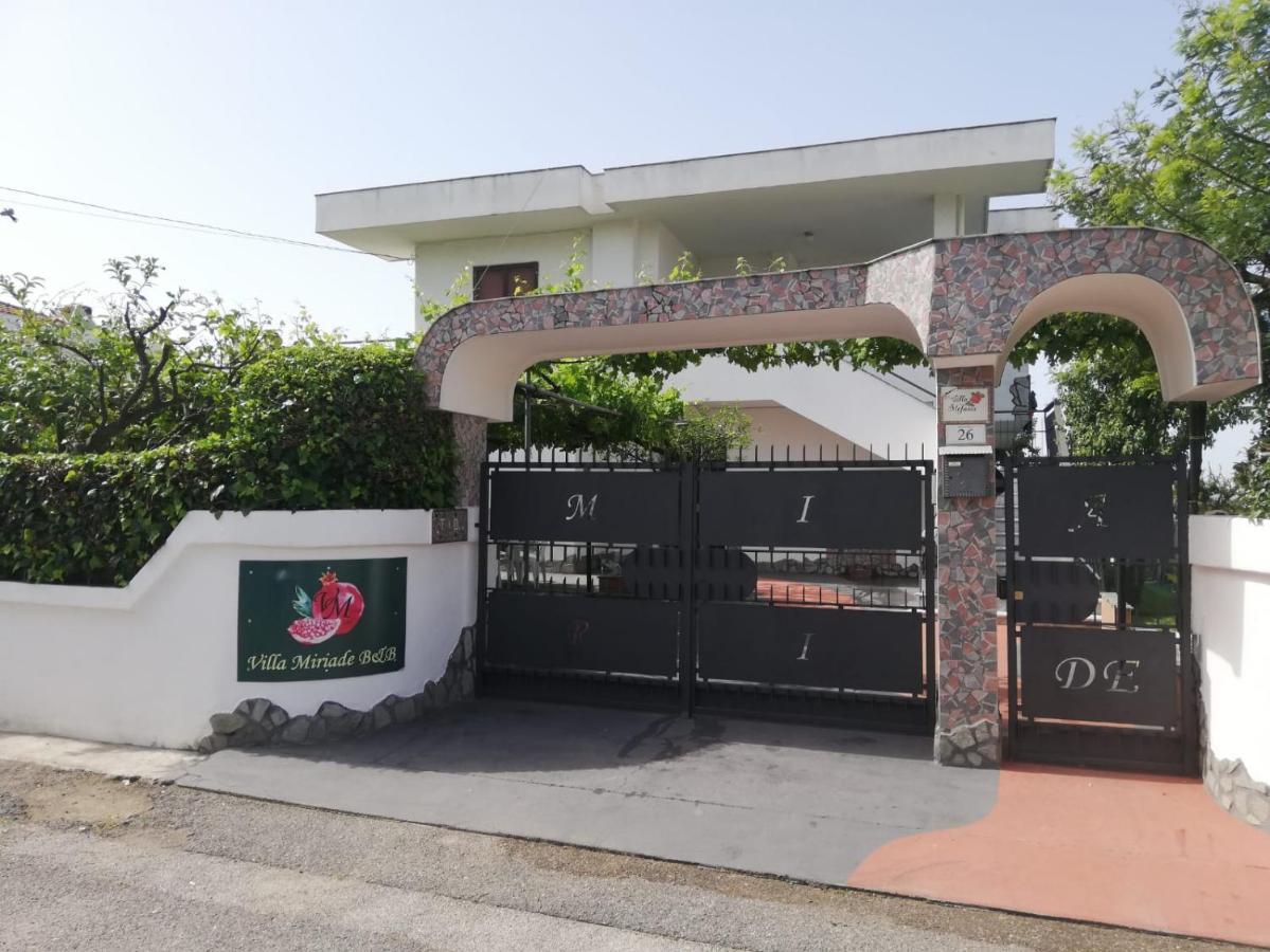 Villa Miriade B&B Паестум Екстериор снимка